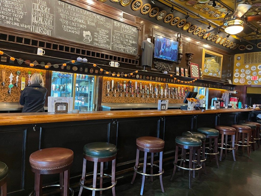 The Flying Saucer's 206 taps